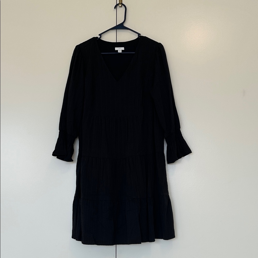 J. Jill Black V neck tiered Dress with 3/4 sleeves size medium